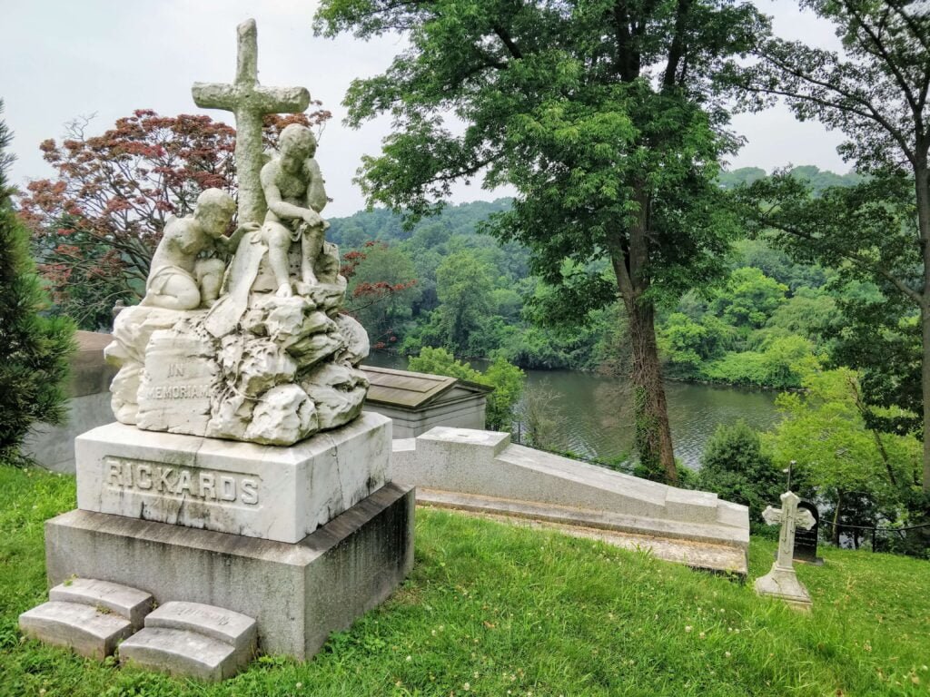 Philadelphia's Most Beautiful Cemeteries - Philadelphia Weekly