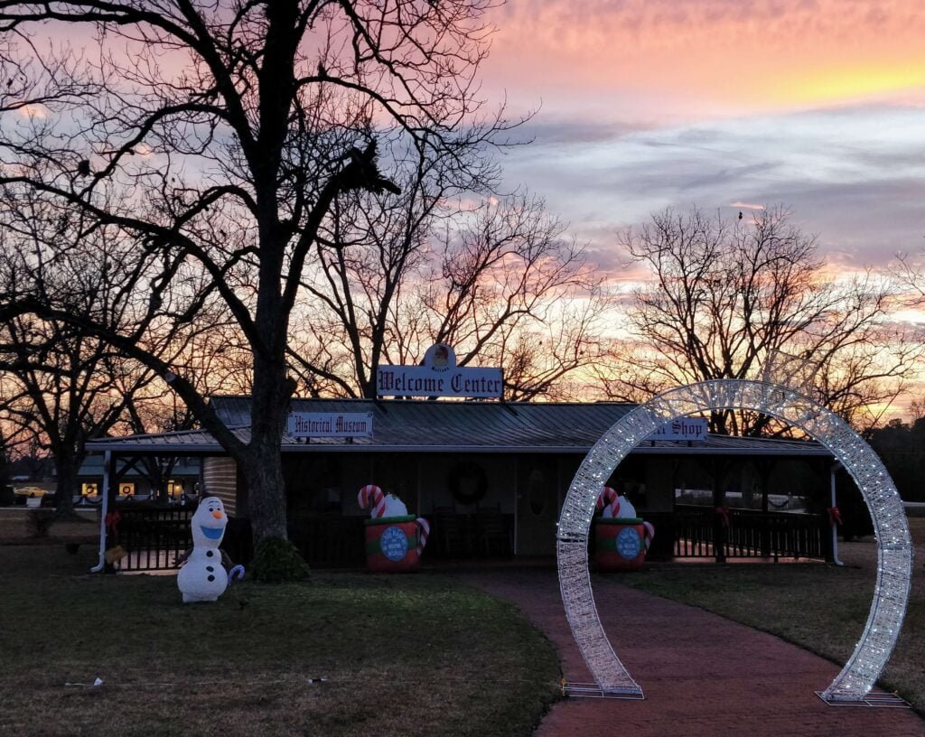 Santa Claus Welcome Center Dusk Santa Claus, GA